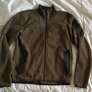 Arc'teryx Men's Brown Zip-Up Sweater excellent condition